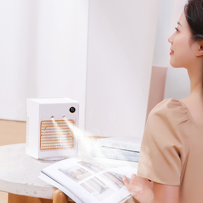 Home Office Table مكيف الهواء الشخصي 4000mAh قابل لإعادة الشحن مكيف الهواء الدوار مع الضوء