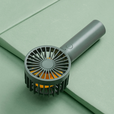 1200mAh مروحة كهربائية صغيرة محمولة صامتة 3 ريشة تعمل بالبطارية للتخييم